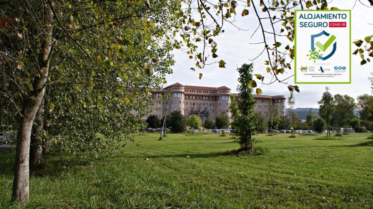 Hotel Seminario Aeropuerto Bilbao Derio Exterior foto